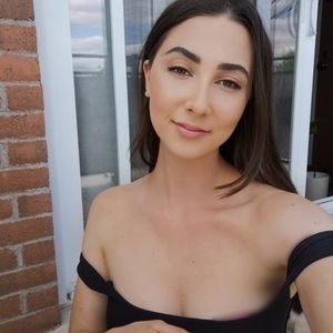 Meet your Posher, Éricka